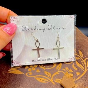 NWT 🔸 925 Sterling Silver Ank Earrings